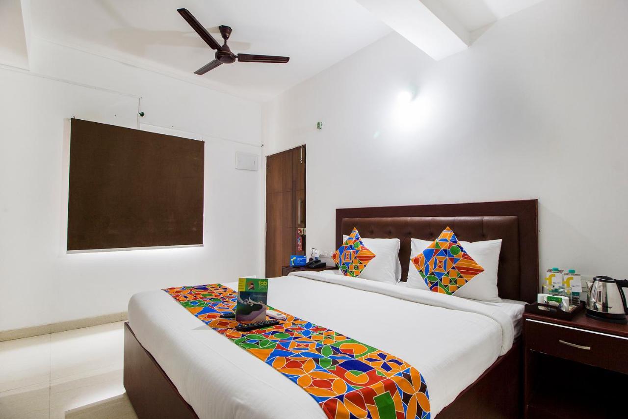 Fabhotel Limestone Aura Hyderabad Exterior photo